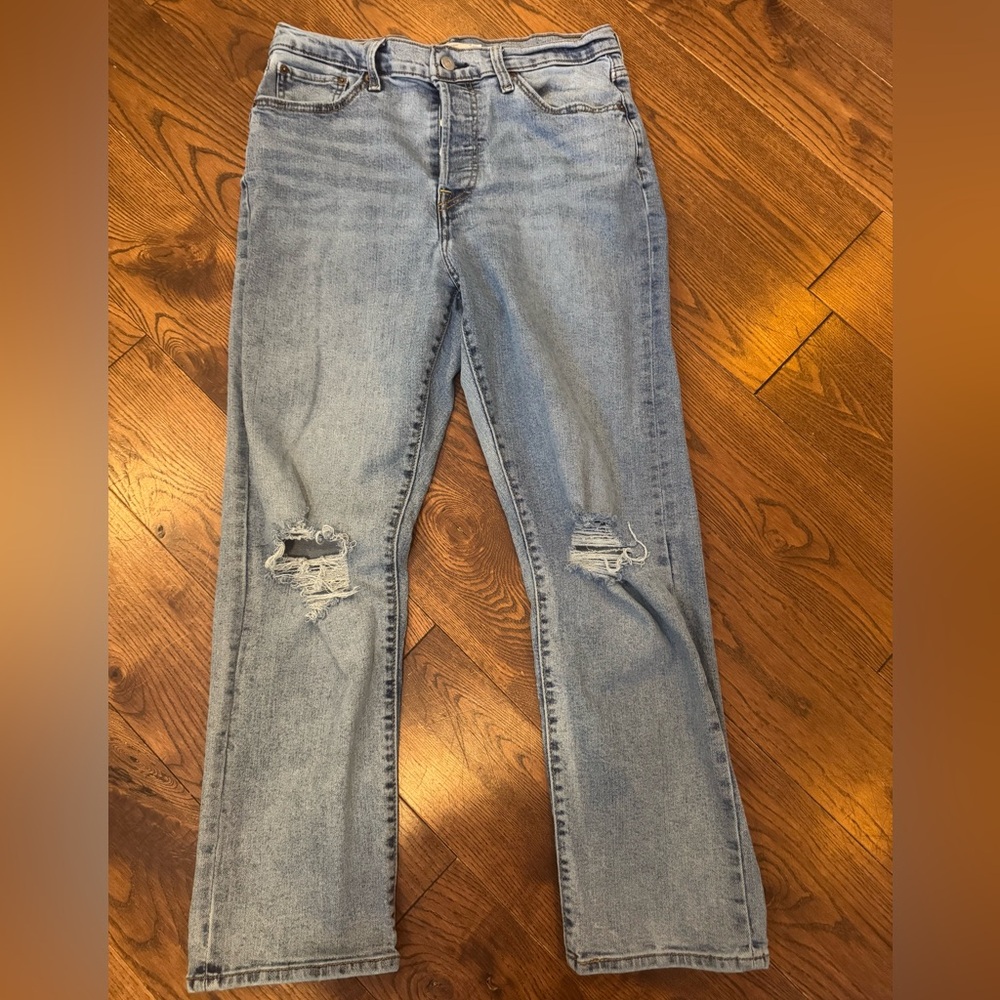 Levi Wedgie Straight Jeans
